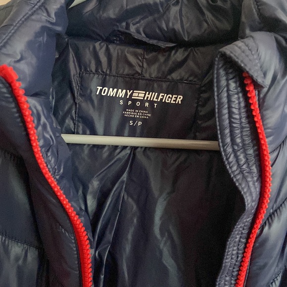 Tommy Hilfiger Puffer Jacket - Picture 2 of 6